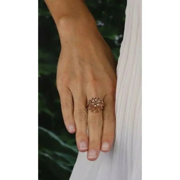 10k Yellow Gold Natural Ruby and Diamond Ring Size 6 1/2 - Picture 3 of 9